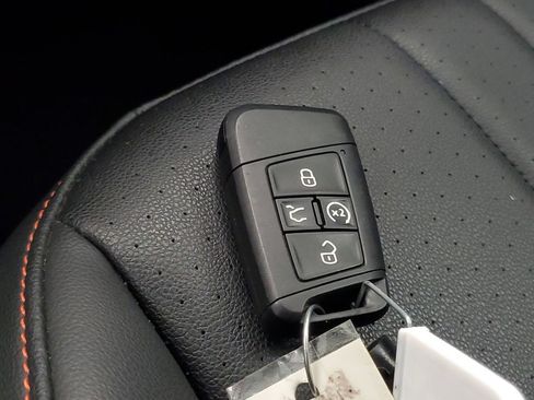 Used 2024 Volkswagen Tiguan Wolfsburg Edition FWD image 27