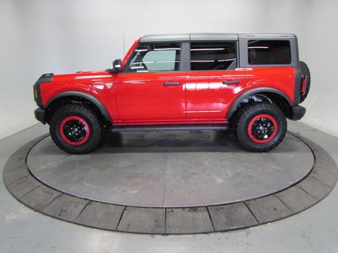 Used 2022 Ford Bronco Badlands AWD/4WD image 4