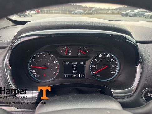 Used 2023 Chevrolet Traverse LT image 14