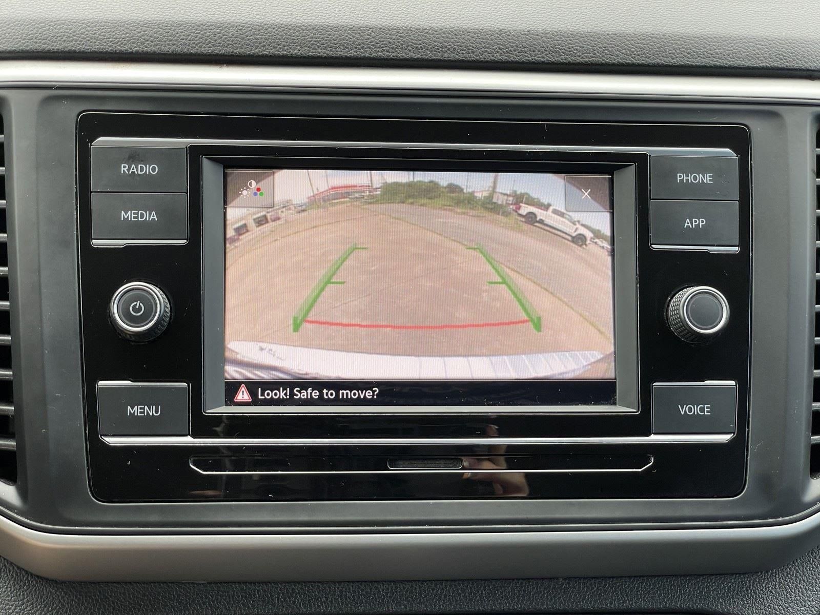Used 2022 Volkswagen Atlas SE FWD image 25