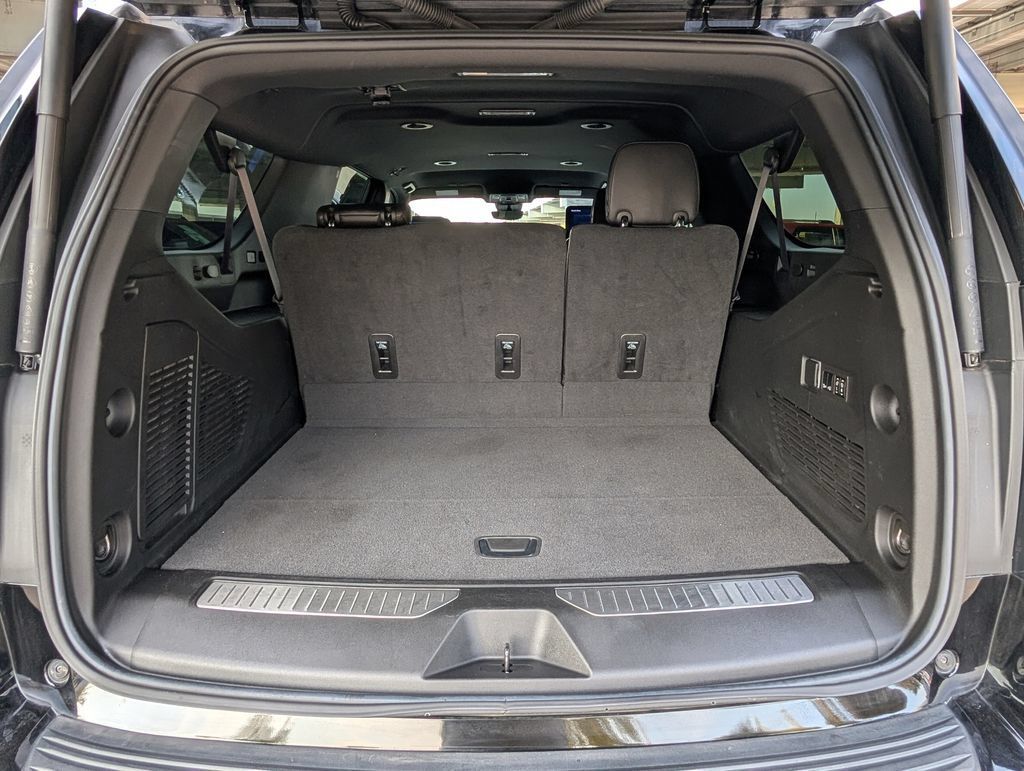 Certified 2024 Chevrolet Suburban High Country w/ Max Trailering Package AWD/4WD image 25