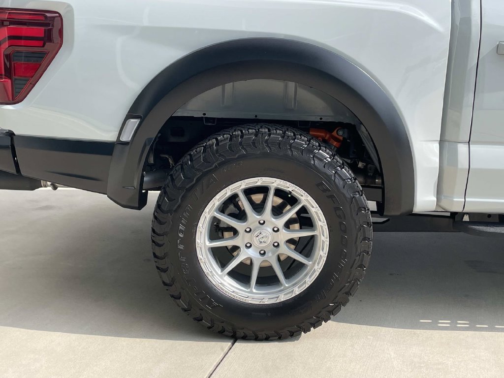 Used 2024 Ford F150 Raptor AWD/4WD image 8