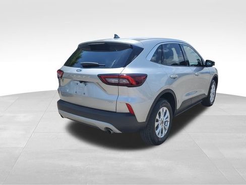 Used 2023 Ford Escape Active AWD/4WD image 4