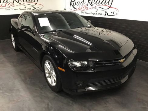 Used 2014 Chevrolet Camaro LS image 2