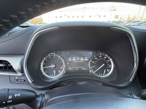 Certified 2022 Toyota Highlander Platinum image 12