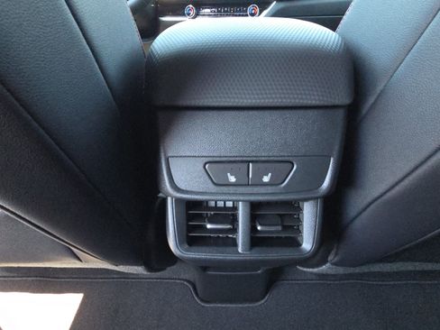 New 2026 Chevrolet Equinox RS w/ Convenience Package III FWD image 30