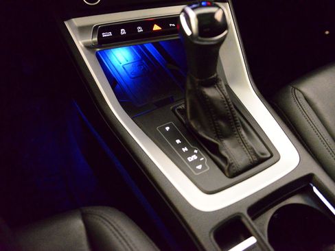 Used 2023 Audi Q3 2.0T Premium Plus w/ Premium Plus Package image 14