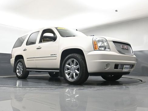 Used 2014 GMC Yukon Denali AWD/4WD image 26