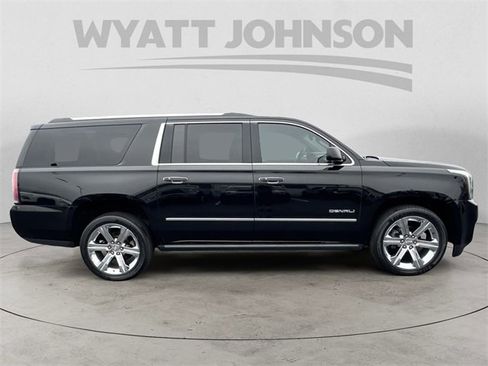 Used 2017 GMC Yukon XL Denali w/ Open Road Package image 6