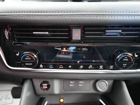 New 2026 Nissan Rogue Platinum image 32