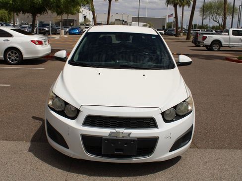 Used 2012 Chevrolet Sonic LT image 8
