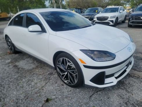 Used 2023 Hyundai Ioniq 6 SEL image 4