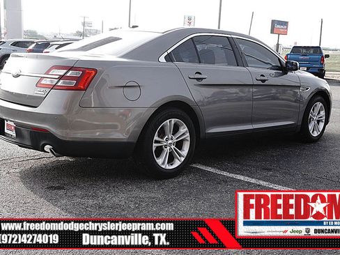 Used 2014 Ford Taurus SEL w/ Equipment Group 201A FWD image 5