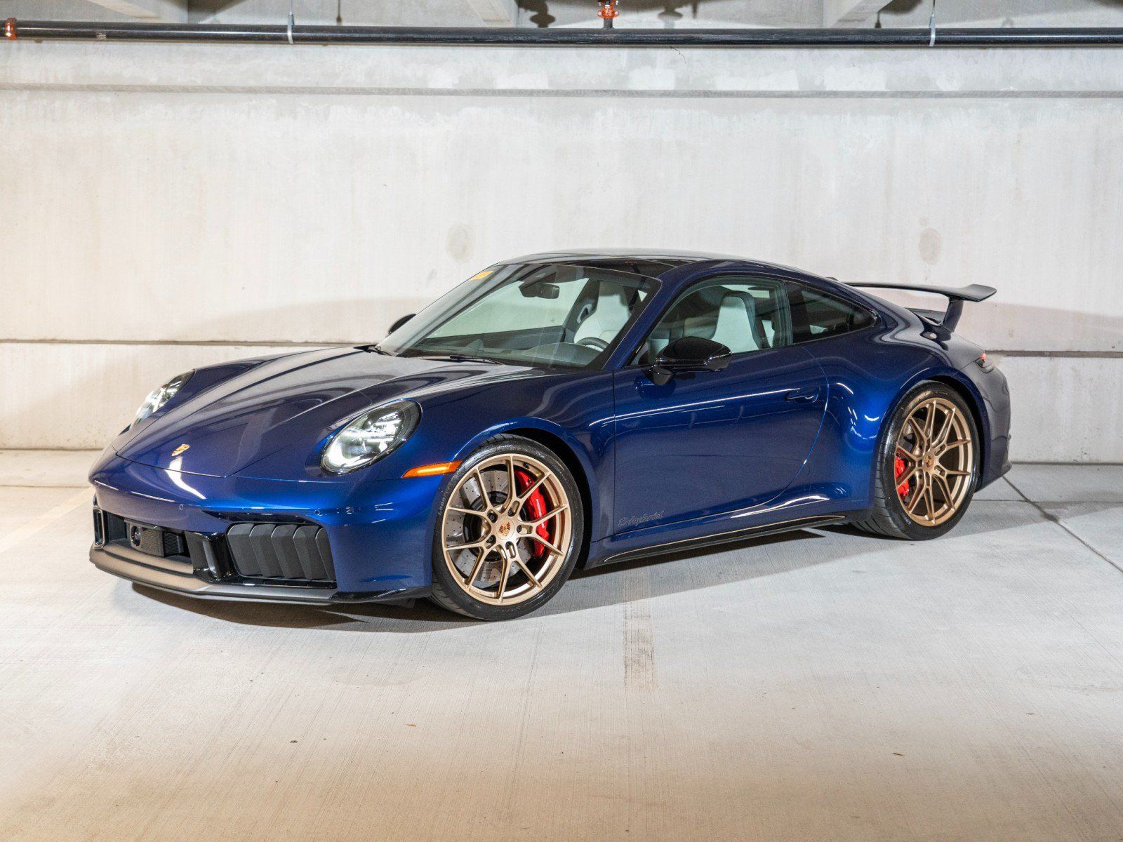 Certified 2025 Porsche 911 Carrera GTS RWD image 1