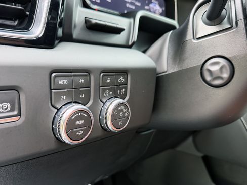 Used 2026 GMC Sierra 1500 Denali Ultimate AWD/4WD image 14
