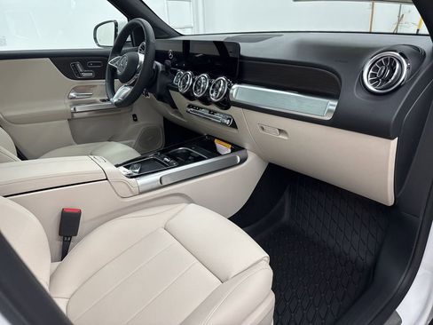 Used 2026 Mercedes-Benz GLB 250 image 28
