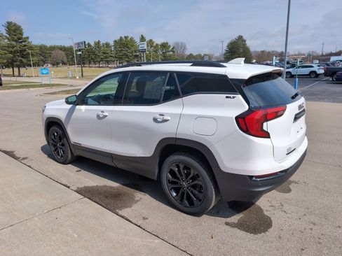 Used 2020 GMC Terrain SLT w/ Preferred Package image 6