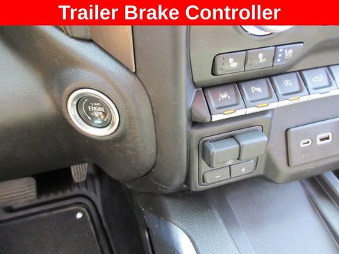 Certified 2021 GMC Sierra 1500 AT4 w/ AT4 Value Package AWD/4WD image 24