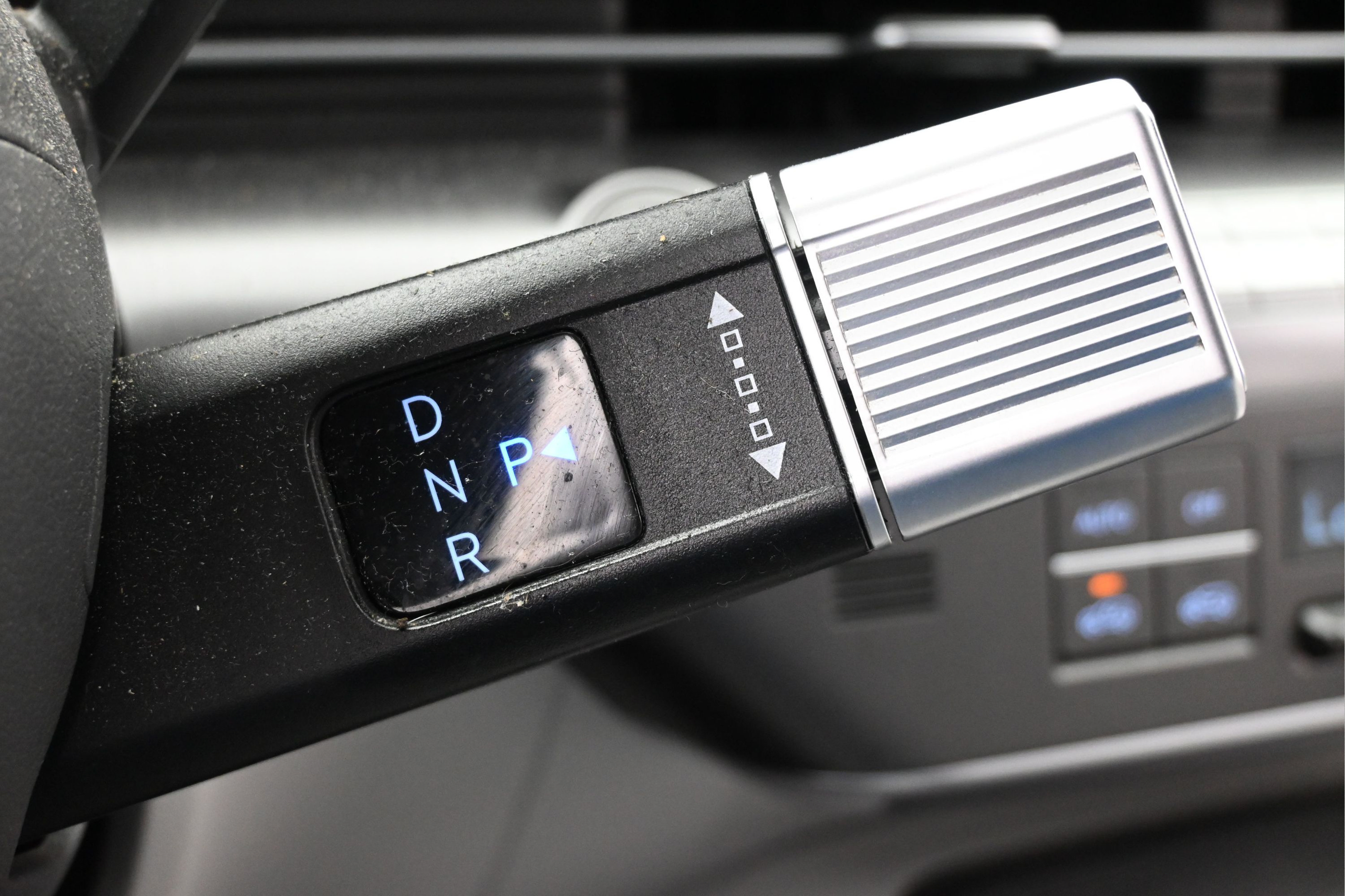 Used 2024 Hyundai Kona Limited FWD image 17