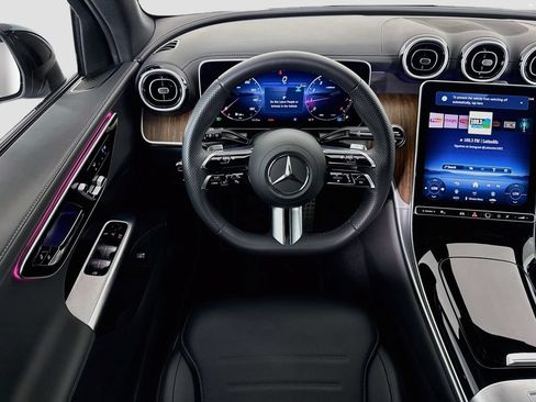 Certified 2026 Mercedes-Benz GLC 300 image 10