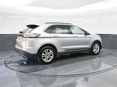 Used 2017 Ford Edge SEL image 15