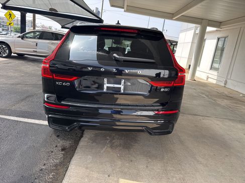 Used 2024 Volvo XC60 B5 Plus w/ Protection Package Premier AWD/4WD image 6