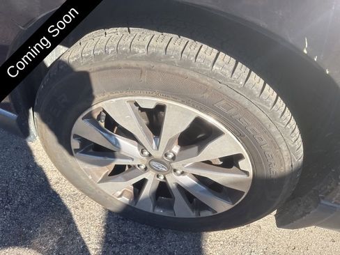 Used 2017 Subaru Outback 3.6R Touring image 11