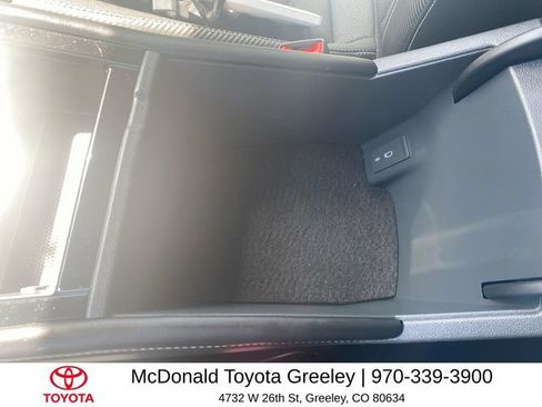 Used 2024 Volkswagen Atlas Cross Sport SE AWD/4WD image 21