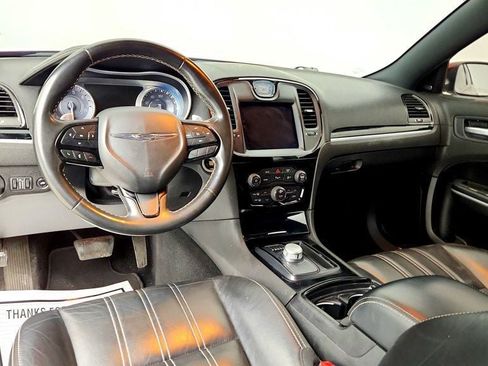 Used 2022 Chrysler 300 S RWD image 12