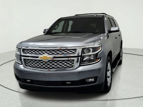 Used 2018 Chevrolet Tahoe LT w/ LT Signature Package AWD/4WD image 8