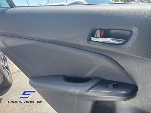 Used 2022 Toyota Prius Prime LE image 22