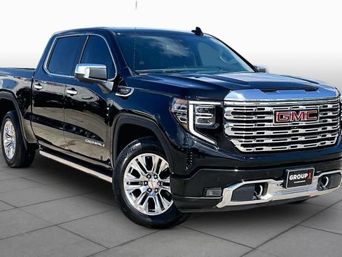 Used 2022 GMC Sierra 1500 Denali RWD image 3
