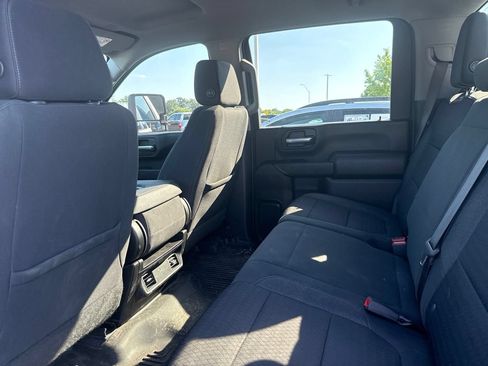 Used 2023 Chevrolet Silverado 2500 Custom w/ Custom Value Package AWD/4WD image 5