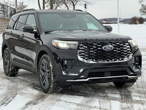 New 2026 Ford Explorer ST-Line w/ ST-Line Street Pack AWD/4WD image 38
