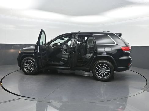 Used 2018 Jeep Grand Cherokee Limited RWD image 33