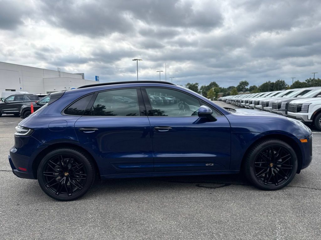 Used 2022 Porsche Macan GTS AWD/4WD image 7