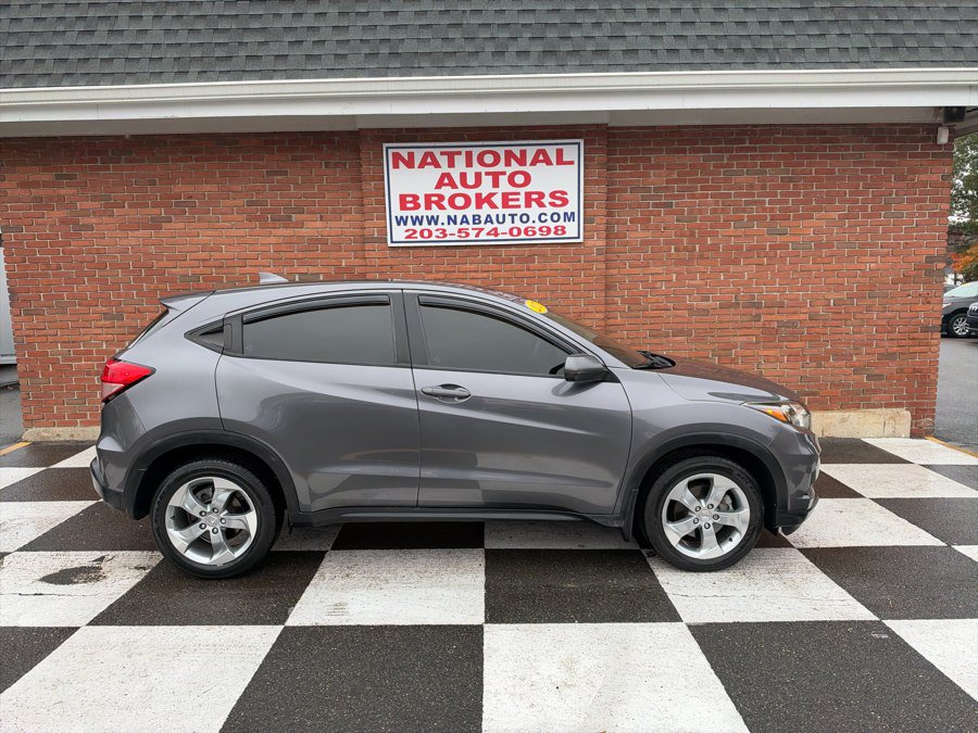 Used 2017 Honda HR-V LX image 2