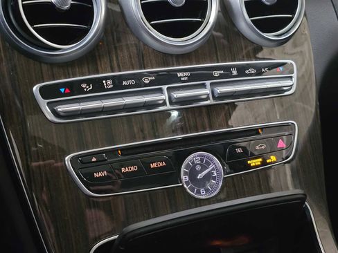 Used 2016 Mercedes-Benz C 350e Sedan image 36