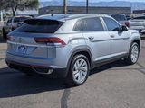 Used 2023 Volkswagen Atlas Cross Sport SE image 2