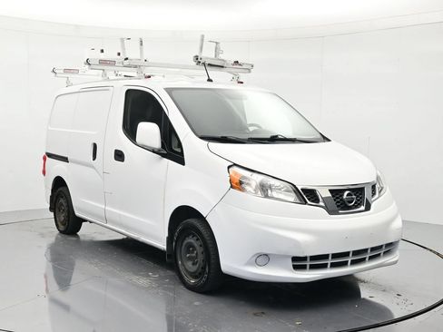 Used 2017 Nissan NV200 SV FWD image 3