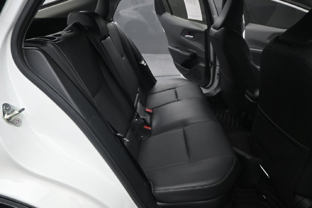 Used 2024 Toyota Prius Limited w/ Limited Premium Package FWD image 14