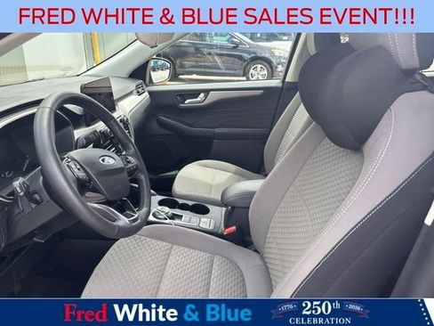 Used 2021 Ford Escape SE w/ SE Sport Appearance Package AWD/4WD image 10