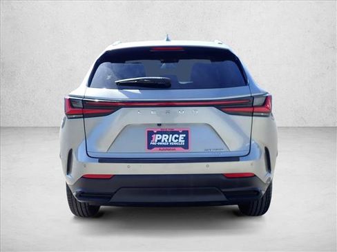 Used 2022 Lexus NX 350 AWD image 3