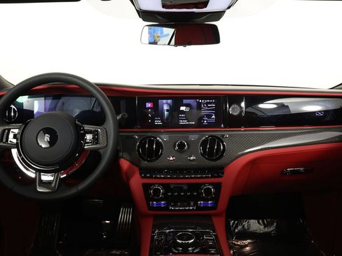 New 2026 Rolls-Royce Spectre Black Badge image 11