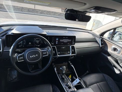 Used 2023 Kia Sorento SX Prestige image 13