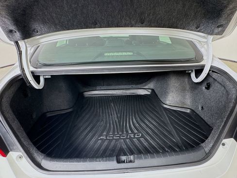Used 2019 Honda Accord Sport image 32