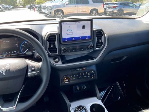 Used 2024 Ford Bronco Sport Big Bend image 7