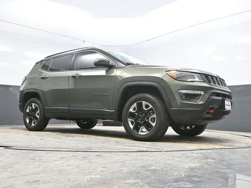 Used 2018 Jeep Compass Trailhawk w/ Leather Interior Group image 23