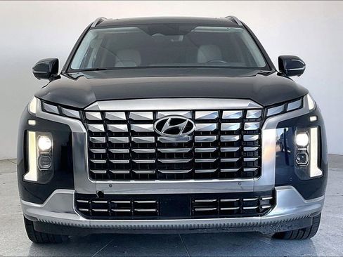 Used 2023 Hyundai Palisade Calligraphy image 5