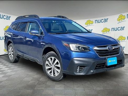 Used 2021 Subaru Outback Premium image 1